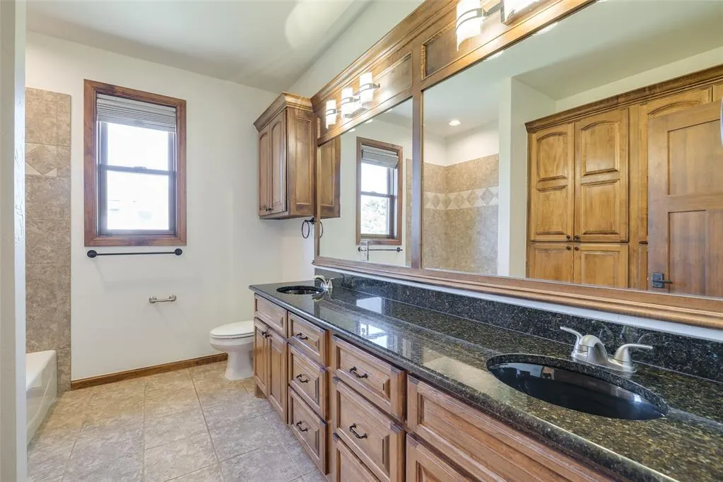 Photo 20 — 4409 Shorthorn Lane, Edmond, OK 73034