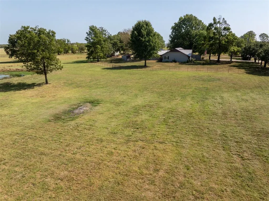 Photo 8 — 377038 E 1060 Road, Okemah, OK 74859