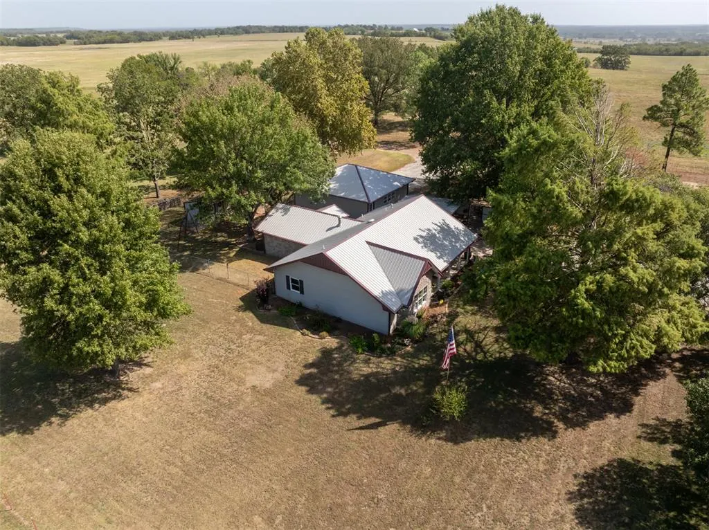 Photo 11 — 377038 E 1060 Road, Okemah, OK 74859