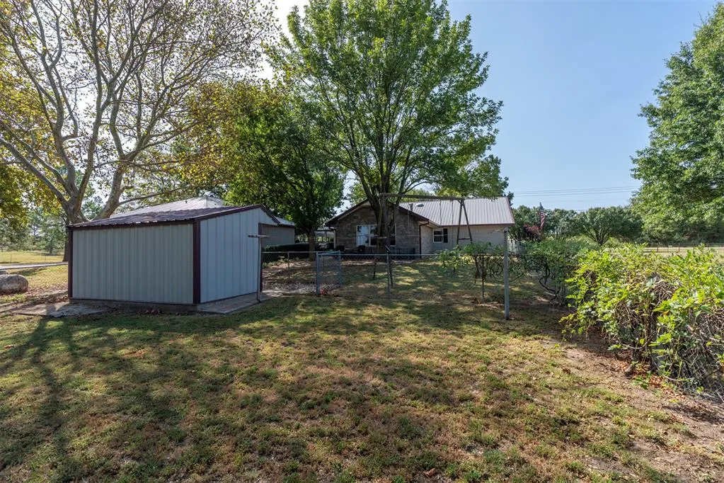 Photo 35 — 377038 E 1060 Road, Okemah, OK 74859