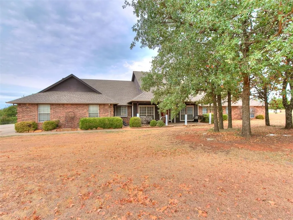 Photo 3 — 2019 Sandpiper Drive, Blanchard, OK 73010