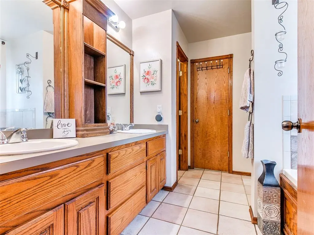 Photo 26 — 2019 Sandpiper Drive, Blanchard, OK 73010