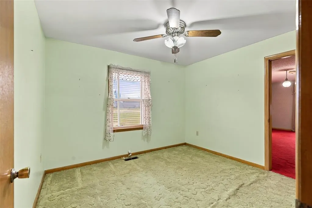 Photo 23 — 111 W Colorado Avenue, Okarche, OK 73762