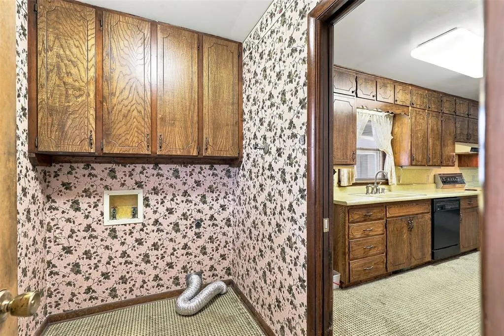 Photo 28 — 111 W Colorado Avenue, Okarche, OK 73762