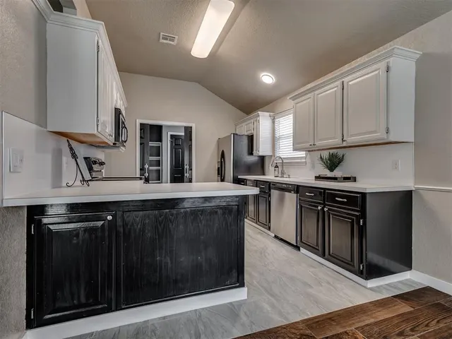 Photo 6 — 2609 NW 160th Street, Edmond, OK 73013