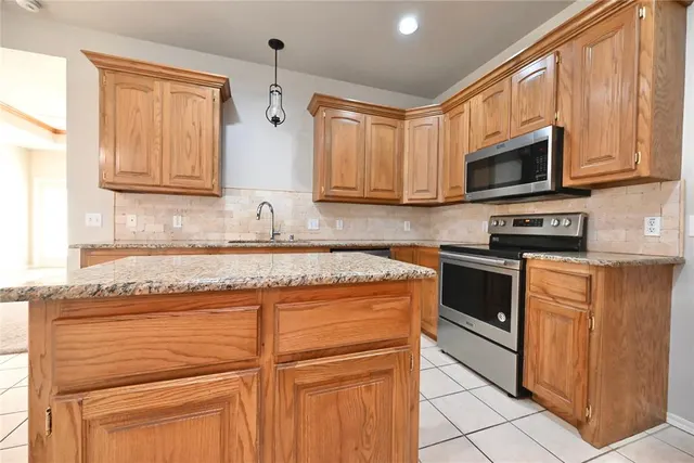 Photo 4 — 3317 Arizona Avenue, Chickasha, OK 73018