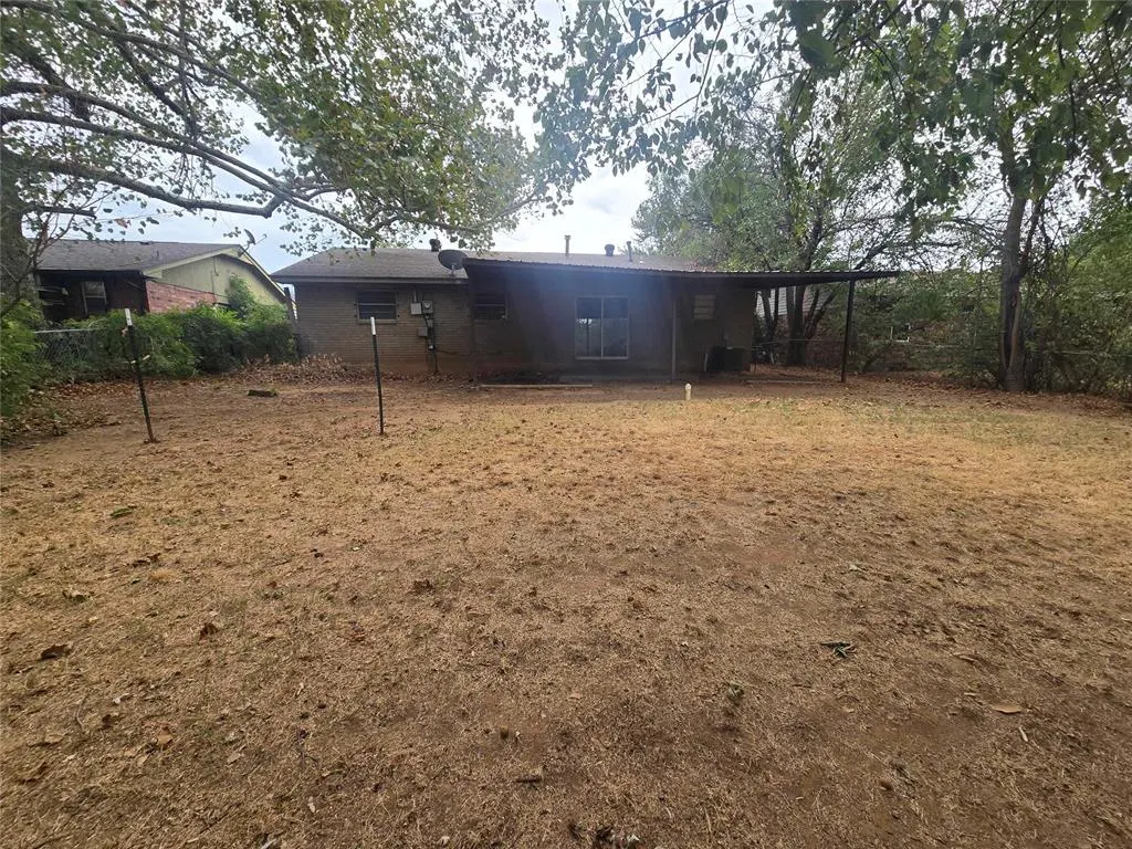 Photo 14 — 9717 NE 2nd Street, Midwest City, OK 73130