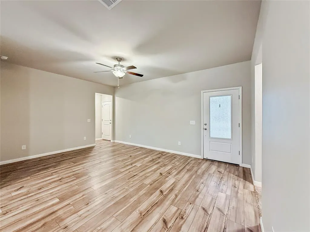 Photo 3 — 1609 Vermilion Lane, El Reno, OK 73036