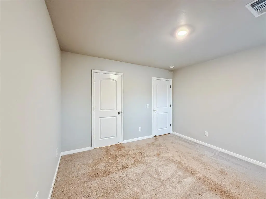 Photo 10 — 1609 Vermilion Lane, El Reno, OK 73036