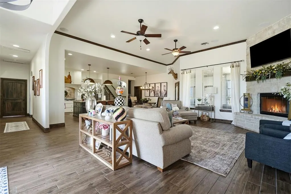 Photo 8 — 16353 S County Road 213 Road, Headrick, OK 73549