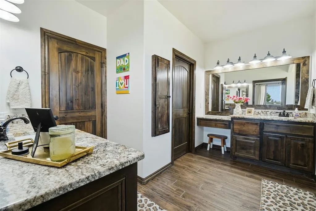Photo 20 — 16353 S County Road 213 Road, Headrick, OK 73549