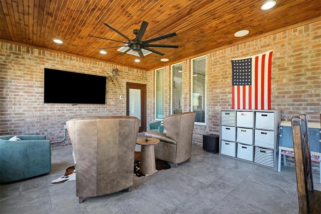 Photo 29 — 16353 S County Road 213 Road, Headrick, OK 73549