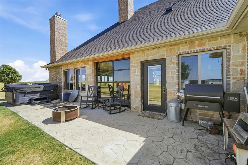 Photo 38 — 16353 S County Road 213 Road, Headrick, OK 73549