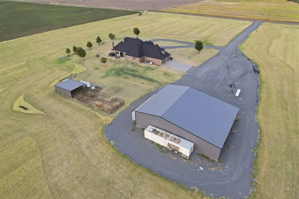 Photo 43 — 16353 S County Road 213 Road, Headrick, OK 73549