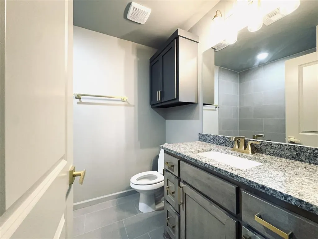 Photo 26 — 16024 Navarra Way, Oklahoma City, OK 73170
