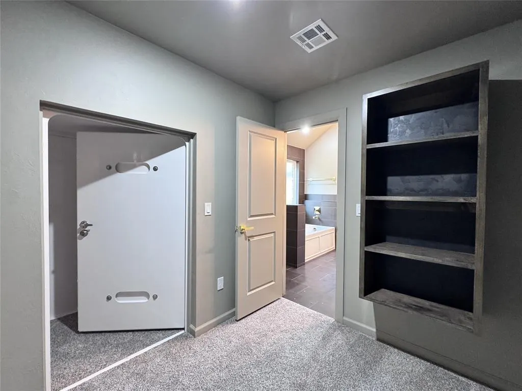 Photo 19 — 16024 Navarra Way, Oklahoma City, OK 73170