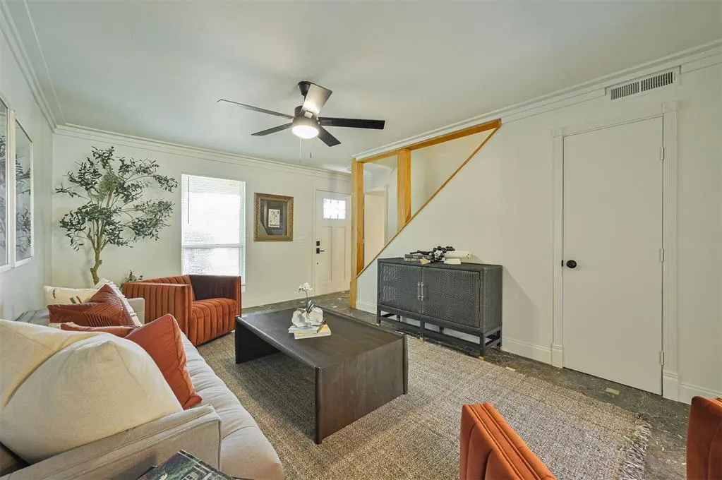 Photo 8 — 715 Harmon Circle, Moore, OK 73160