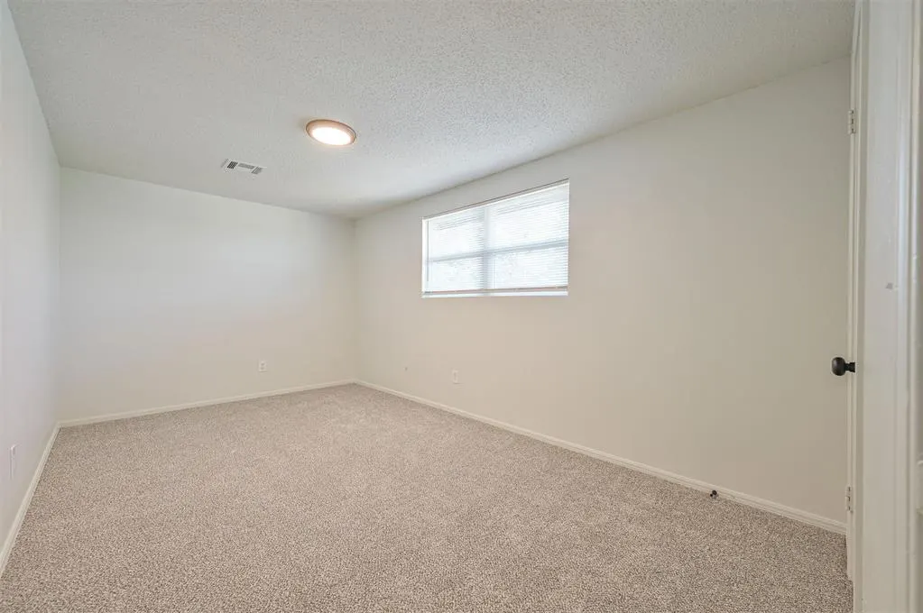 Photo 26 — 715 Harmon Circle, Moore, OK 73160