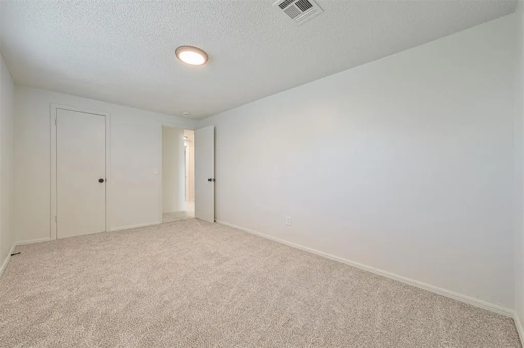 Photo 28 — 715 Harmon Circle, Moore, OK 73160