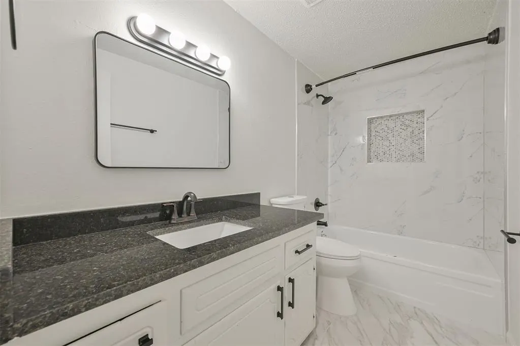 Photo 29 — 715 Harmon Circle, Moore, OK 73160