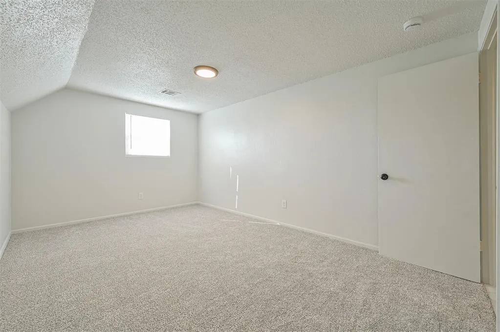 Photo 31 — 715 Harmon Circle, Moore, OK 73160
