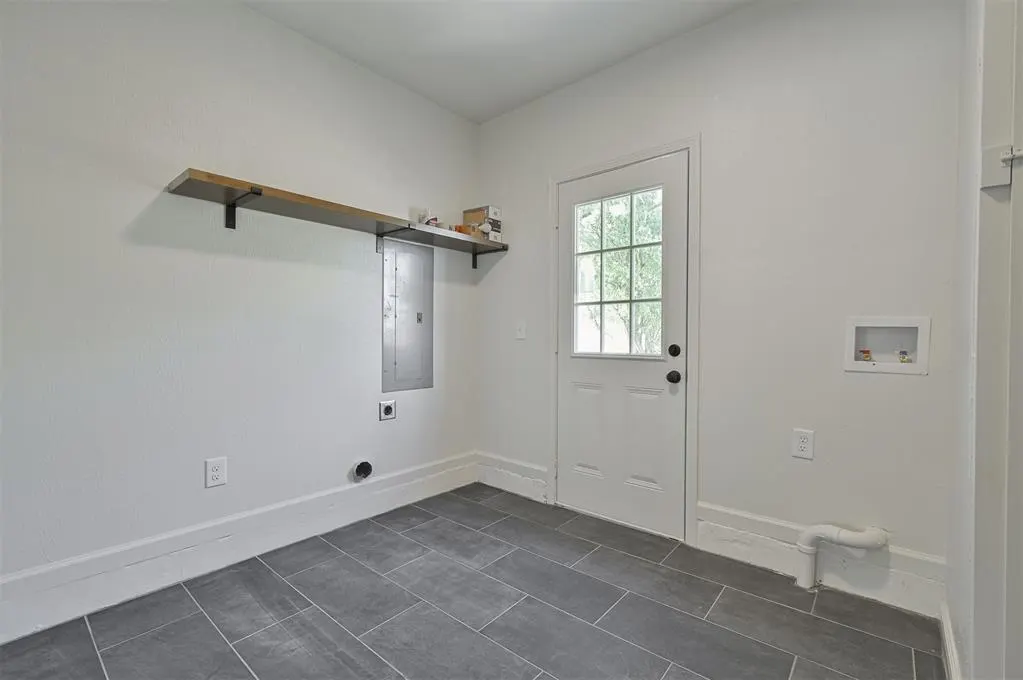 Photo 33 — 715 Harmon Circle, Moore, OK 73160