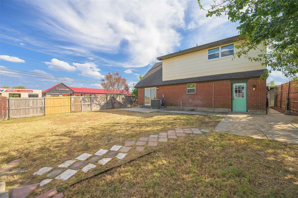 Photo 37 — 715 Harmon Circle, Moore, OK 73160