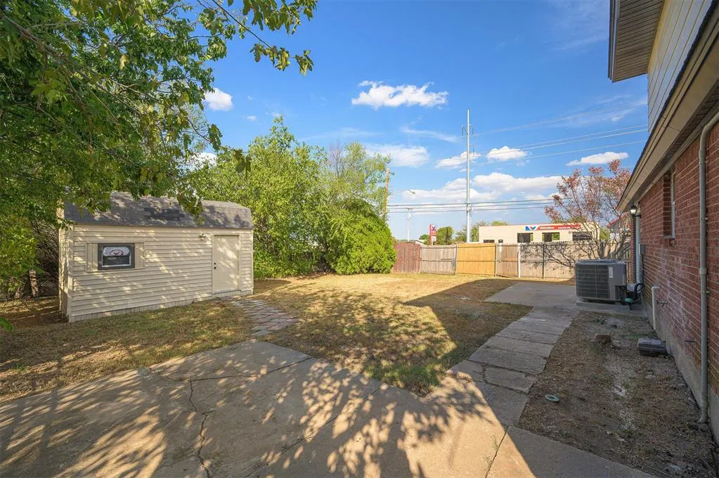 Photo 40 — 715 Harmon Circle, Moore, OK 73160