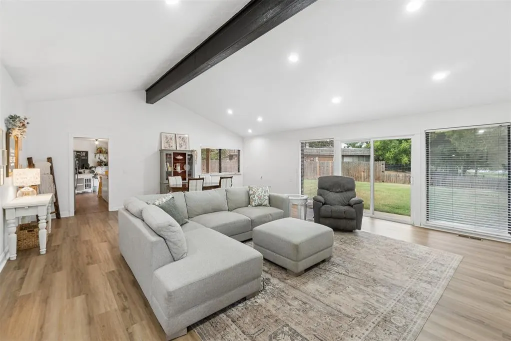 Photo 8 — 11712 NW 117th Street, Yukon, OK 73099