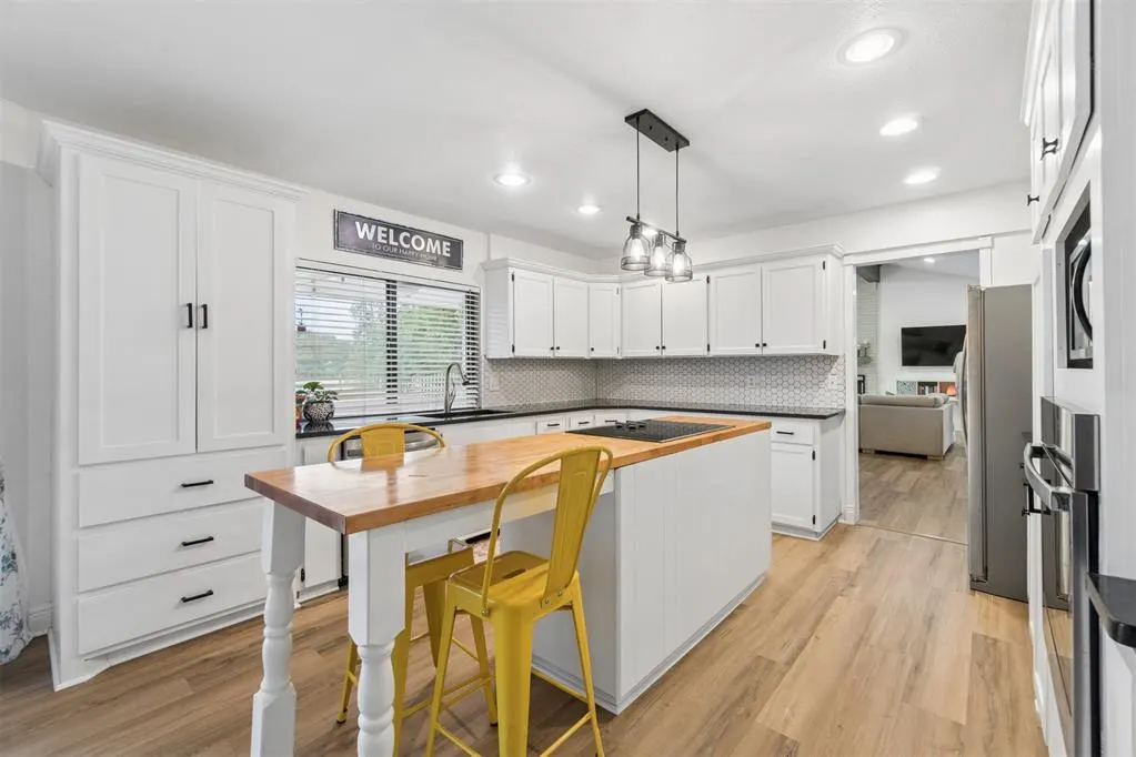 Photo 9 — 11712 NW 117th Street, Yukon, OK 73099