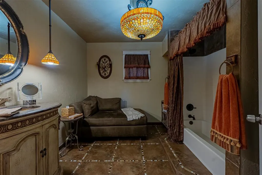 Photo 24 — 3900 Turtle Creek Road, Moore, OK 73160