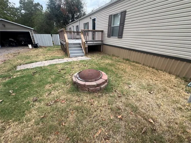 Photo 2 — 208 S Marilyn Street, Fort Cobb, OK 73038