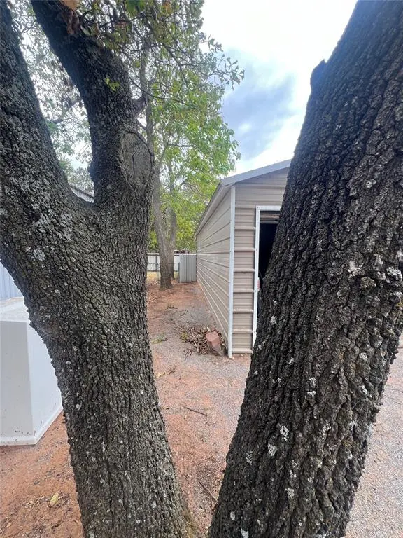 Photo 3 — 208 S Marilyn Street, Fort Cobb, OK 73038