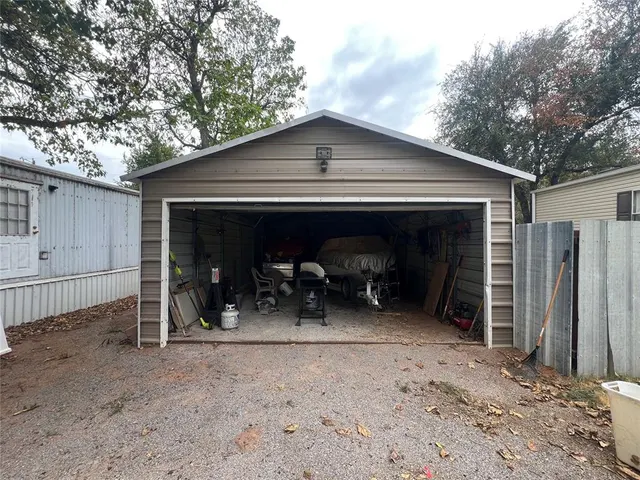 Photo 4 — 208 S Marilyn Street, Fort Cobb, OK 73038