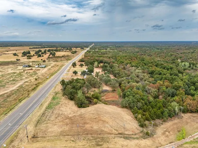 Photo 4 — 104854 S Highway 102, McLoud, OK 74851