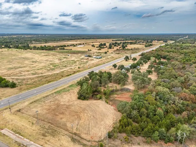 Photo 5 — 104854 S Highway 102, McLoud, OK 74851