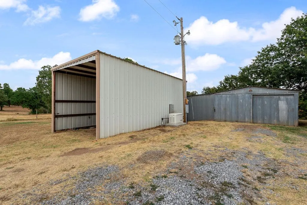 Photo 42 — 104854 S Highway 102, McLoud, OK 74851