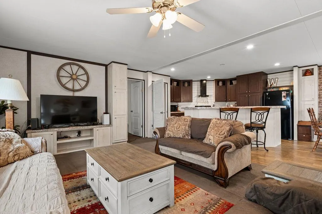 Photo 15 — 104854 S Highway 102, McLoud, OK 74851
