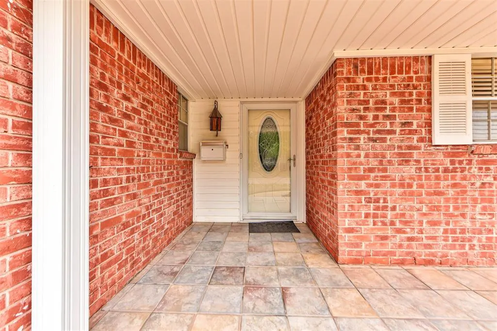 Photo 7 — 7400 NW 26th Street, Bethany, OK 73008
