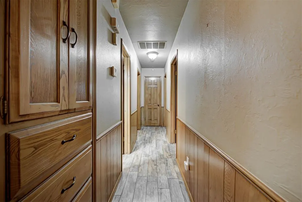 Photo 25 — 7400 NW 26th Street, Bethany, OK 73008
