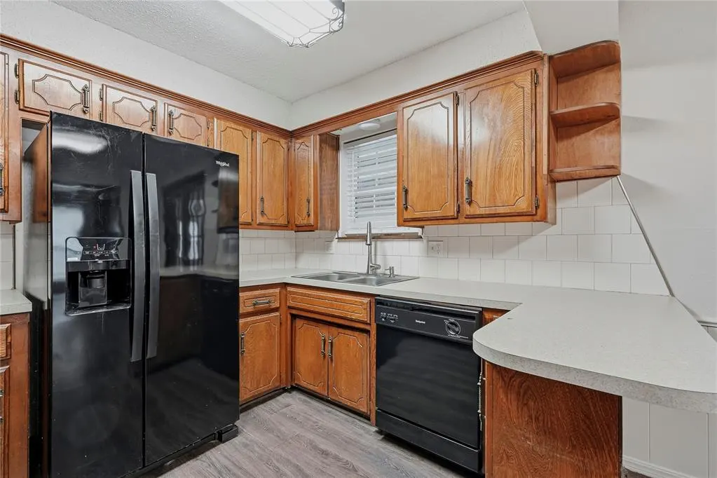 Photo 12 — 1701 Camelot Drive, Norman, OK 73069