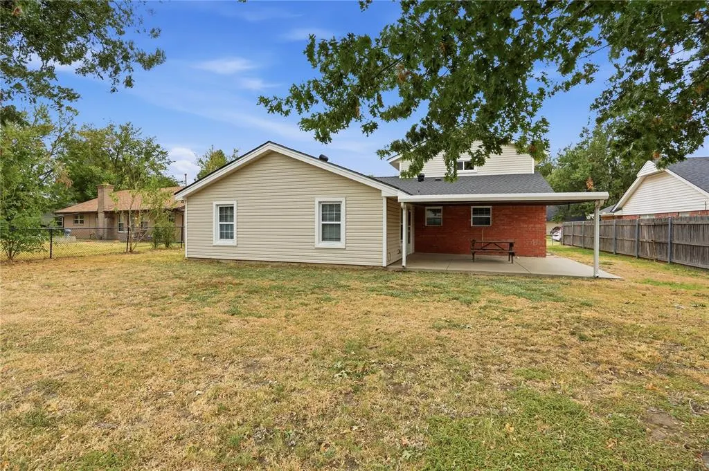 Photo 36 — 1701 Camelot Drive, Norman, OK 73069