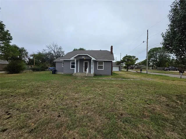Photo 5 — 1745 W Wiley Street, Shawnee, OK 74804