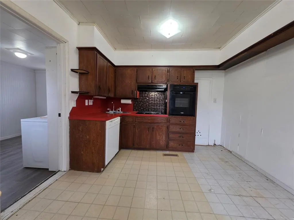 Photo 12 — 1745 W Wiley Street, Shawnee, OK 74804