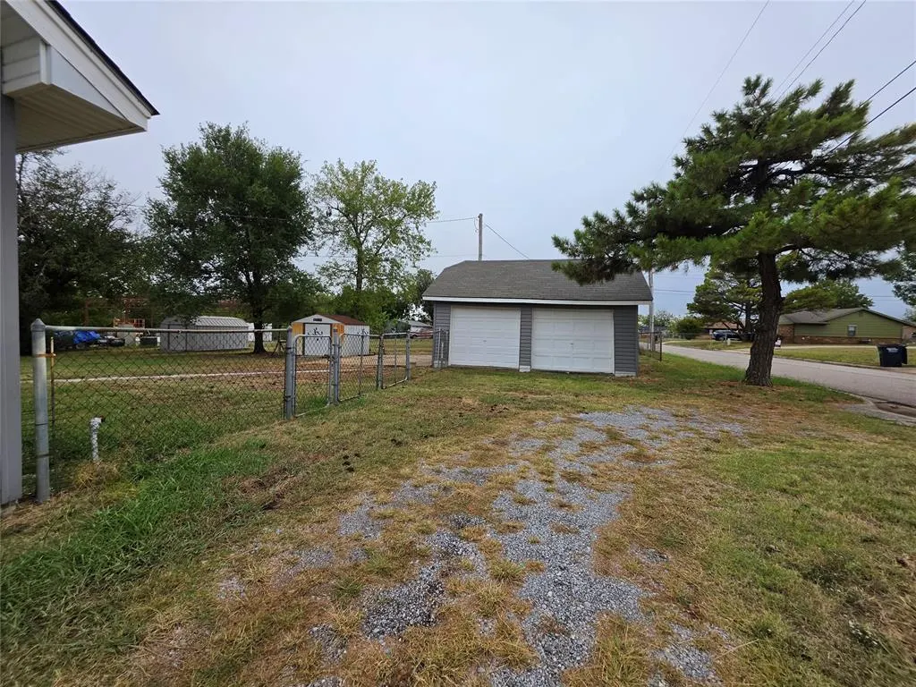 Photo 25 — 1745 W Wiley Street, Shawnee, OK 74804