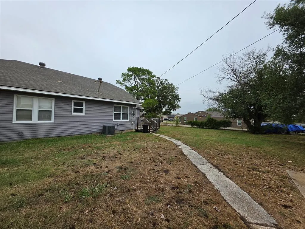 Photo 27 — 1745 W Wiley Street, Shawnee, OK 74804