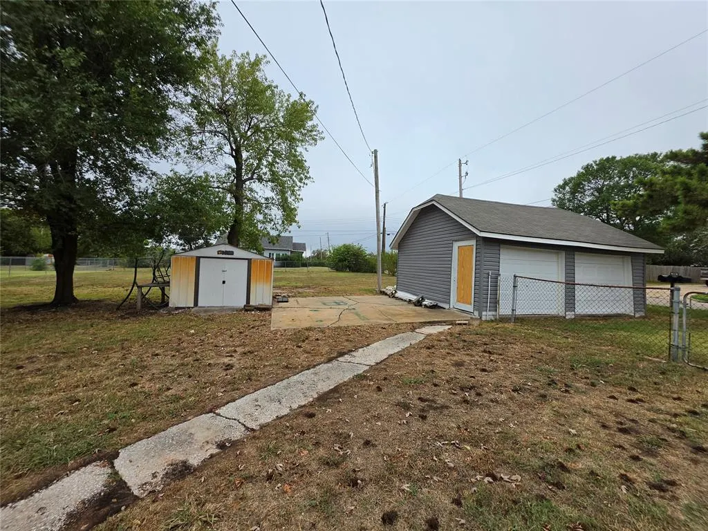 Photo 29 — 1745 W Wiley Street, Shawnee, OK 74804