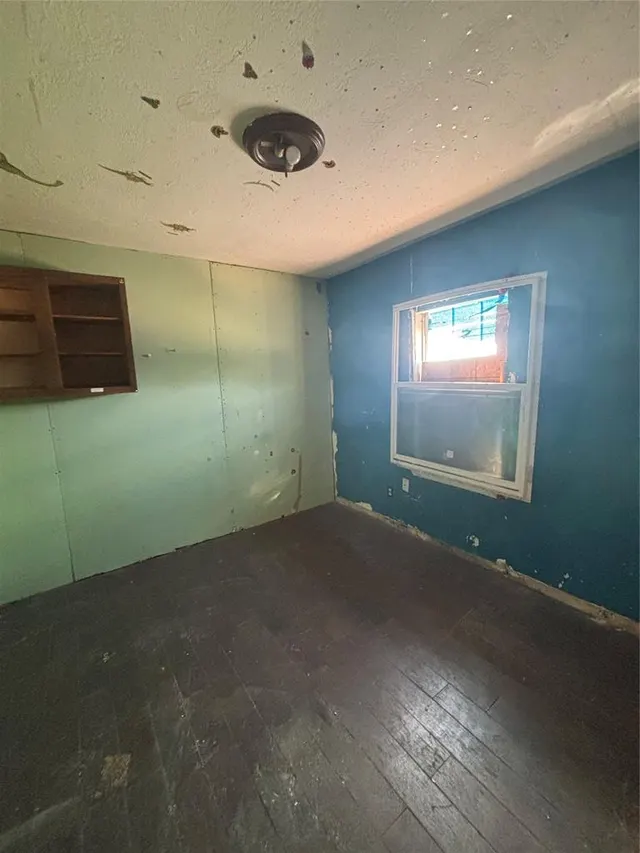 Photo 5 — 104 Valley View Drive, Shawnee, OK 74804