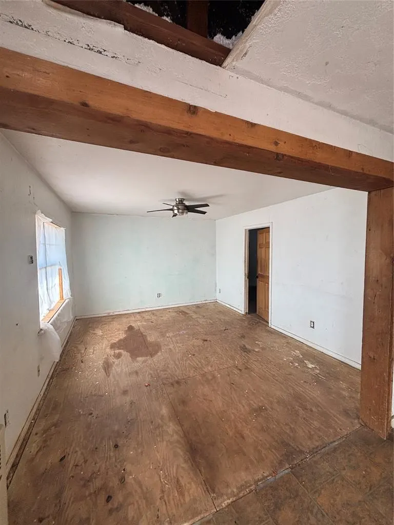 Photo 6 — 104 Valley View Drive, Shawnee, OK 74804