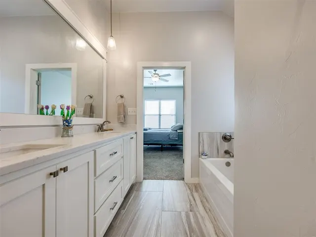 Photo 8 — 1412 NW 17th Place, Newcastle, OK 73065